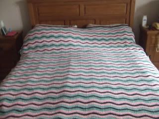 Katiebedspread001.jpg