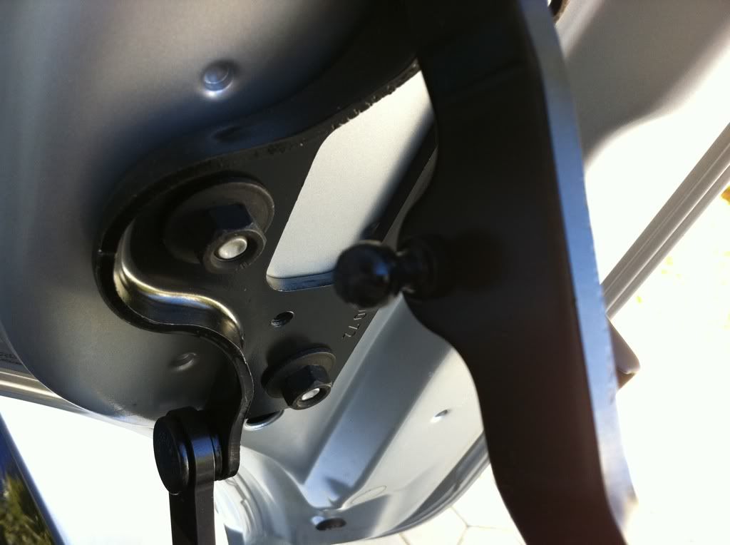 DIY R171 Trunk Struts Replacement Mercedes Benz SLK Forum