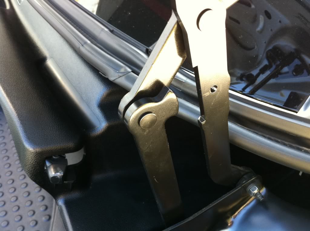 DIY R171 Trunk Struts Replacement Mercedes Benz SLK Forum