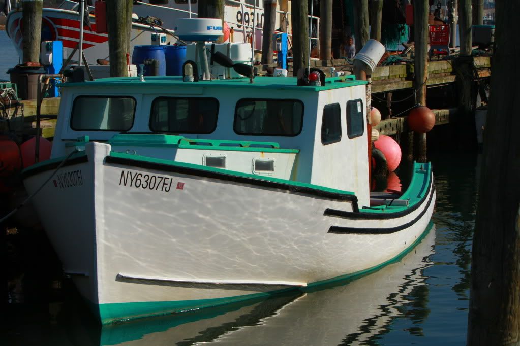 IMAGE: http://i1017.photobucket.com/albums/af295/buy2ls/Montauk%20New%20Years%20Day%202011/2011sunrise1-1-11018.jpg