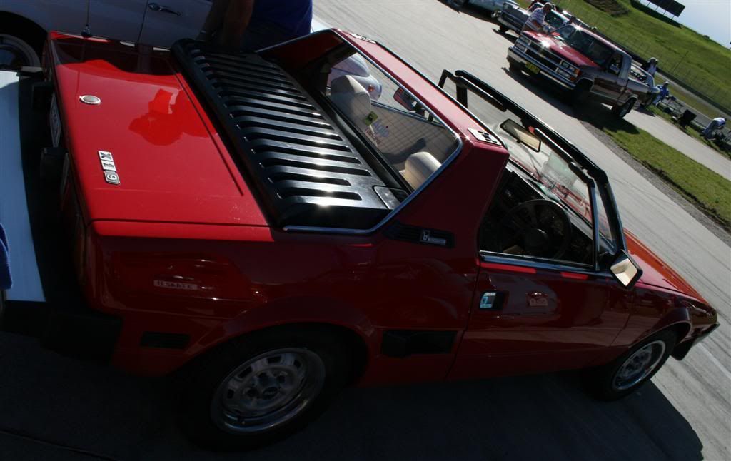 http://i1017.photobucket.com/albums/af296/craig179/Eastern%20Creek%20Classic%2022%20Aug%202010/fiatx19backLarge.jpg