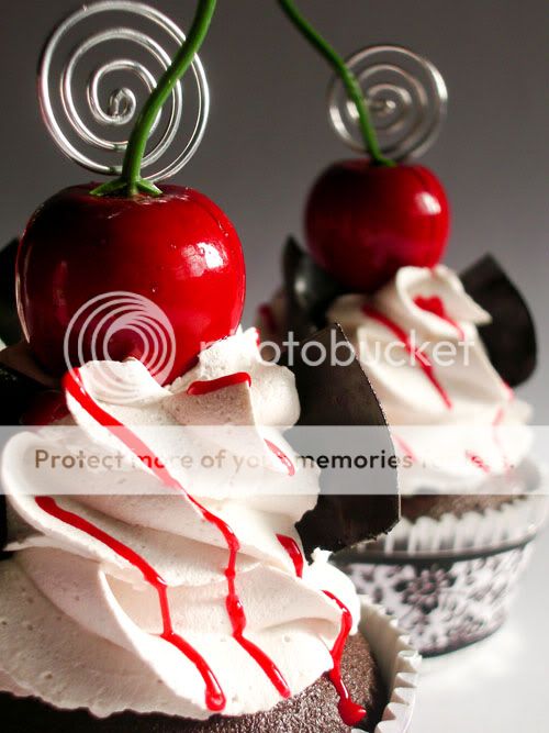 Black_Forest_Faux_Cupcake___02_by_C.jpg