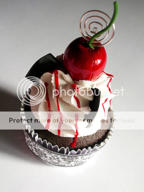 Black_Forest_Faux_Cupcake___04_by_C.jpg