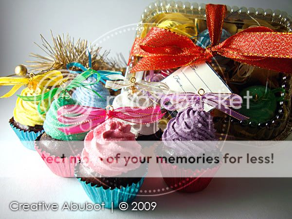 Mini_Cupcake_Ornaments_03_by_Creati.jpg