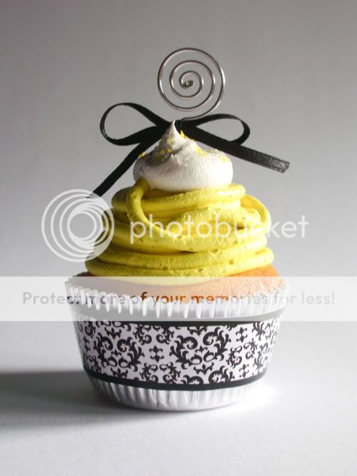 Mont_Blanc_Faux_Cupcake___02_by_Cre.jpg
