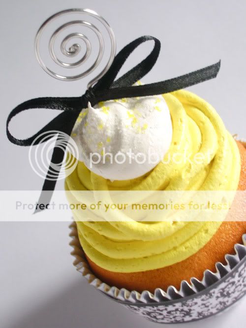 Mont_Blanc_Faux_Cupcake___04_by_Cre.jpg