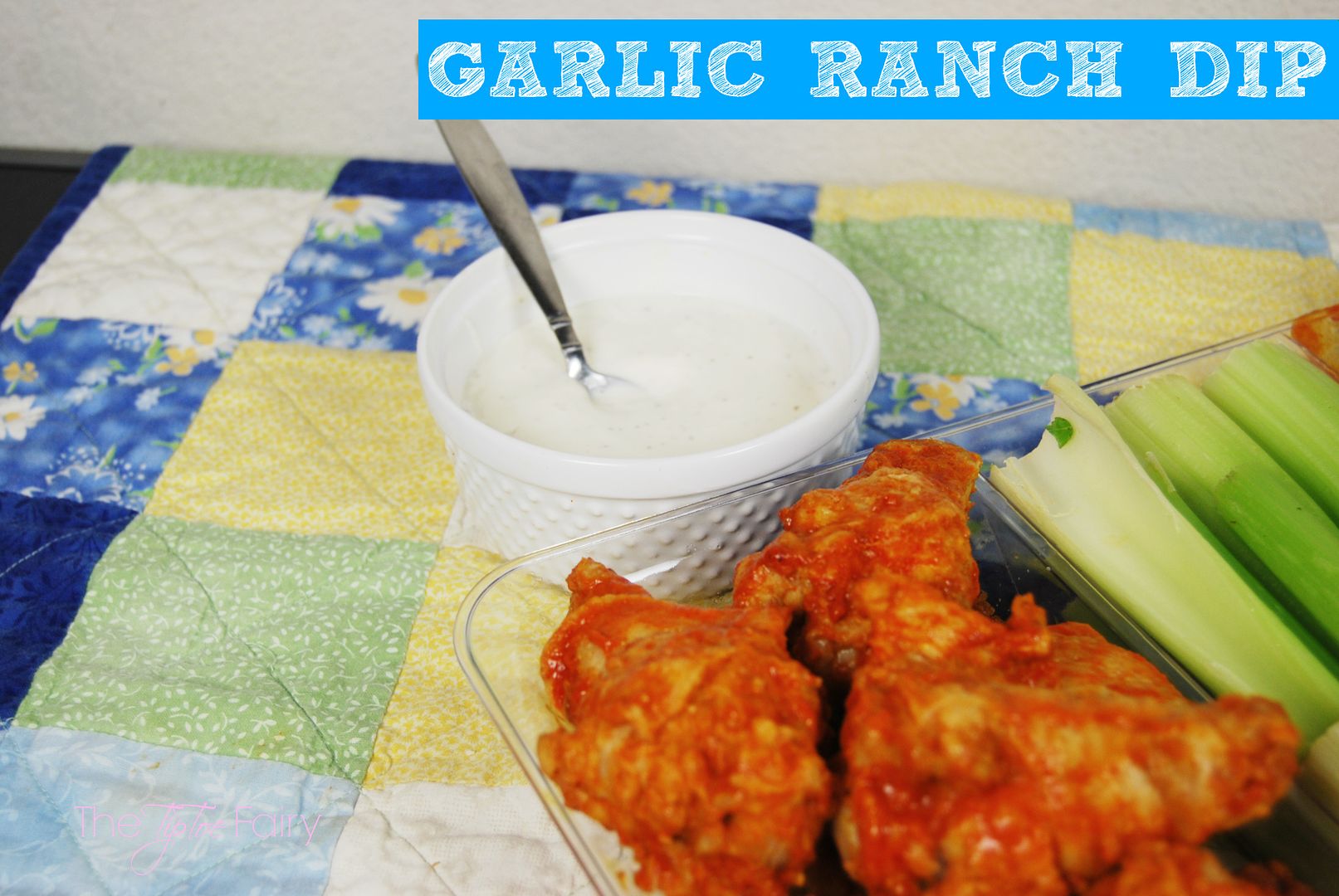 Garlic Ranch Dip for Wings | #wingsandwipes #pmedia #ad #diprecipes #garlicranch #ranch