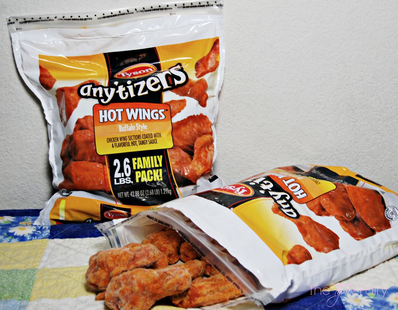 Any'Tizers Wings & Homemade Dipping Sauces | #wingsandwipes #pmedia #ad