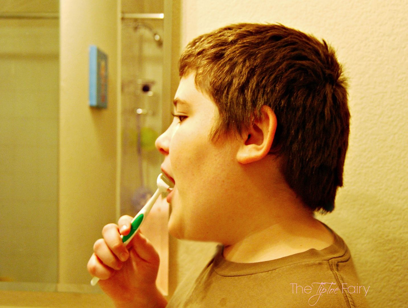 How we are learning to have better oral care with LISTERINE® products| The TipToe Fairy #sponsored #MC #oralcare #dentalcare #flossing