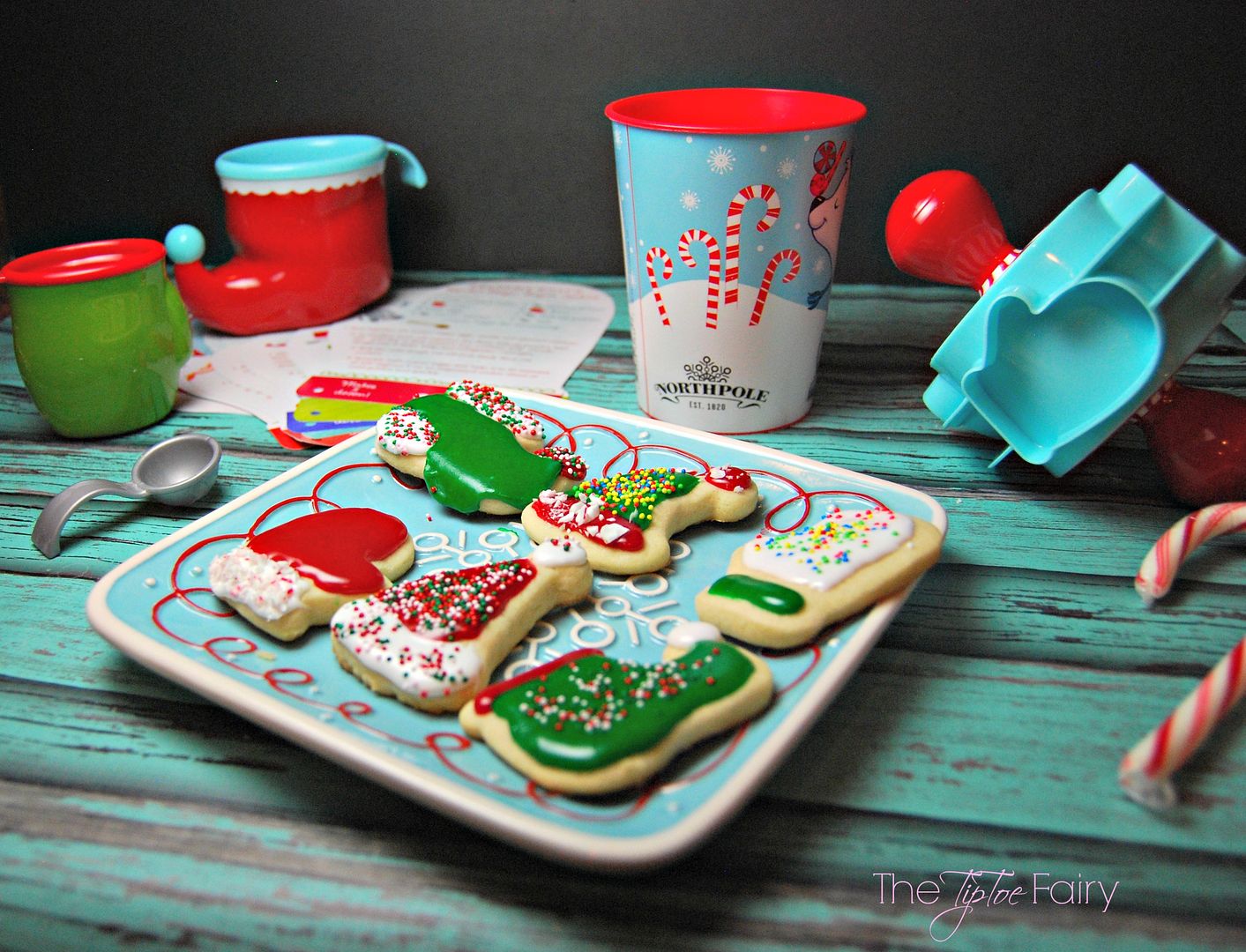 Check out Hallmark's toys and gifts @Walmart like this Bake Like an Elf baking kit and rolling cookie cutter. We had so much fun making cookies with these | The TipToe Fairy #NorthpoleFun #shop