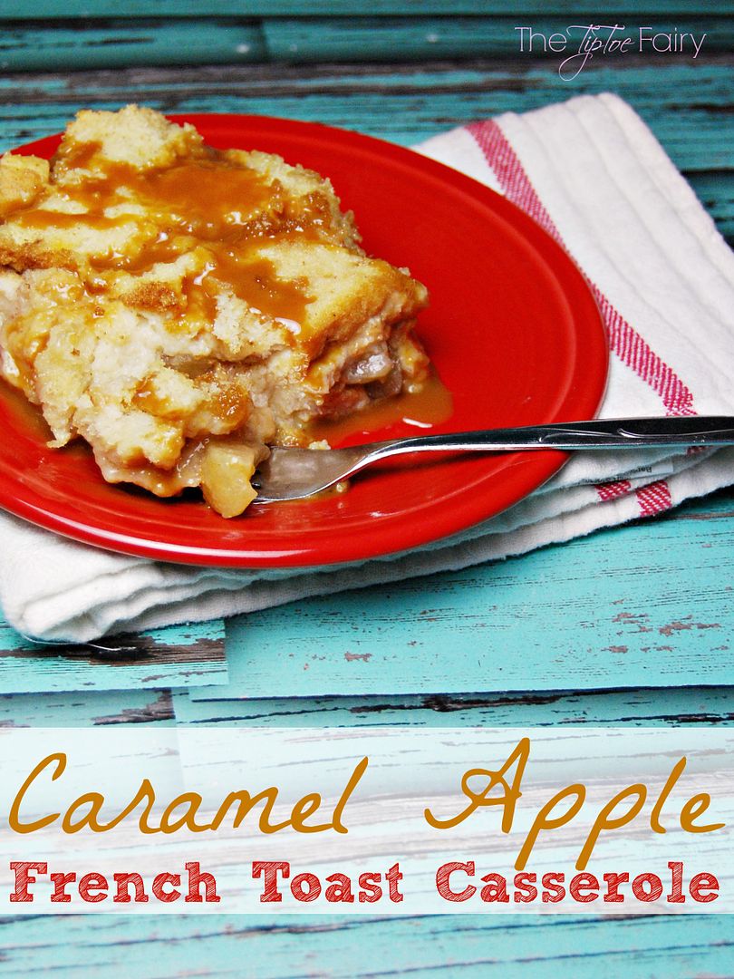 Caramel Apple French Toast - a frugal breakfast recipe that's great for school mornings or Christmas morning! | The TipToe Fairy #breakfastrecipes
