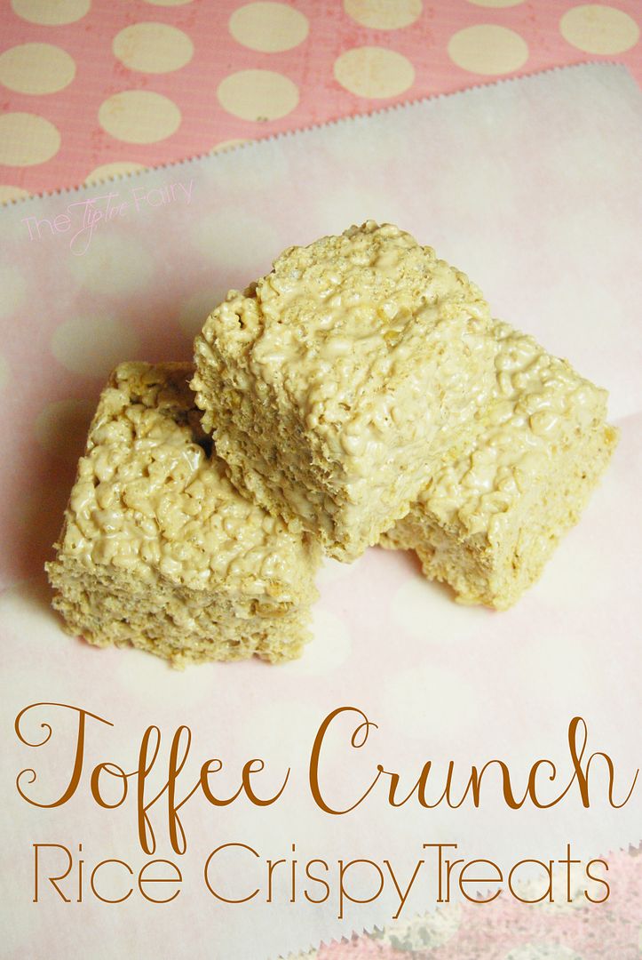 Toffee Crunch Rice Crispy Treats - ooey, gooey, extra marshmallow flavor with the addition of chocolate toffee bits that add a little crunch | The TipToe Fairy #treats
