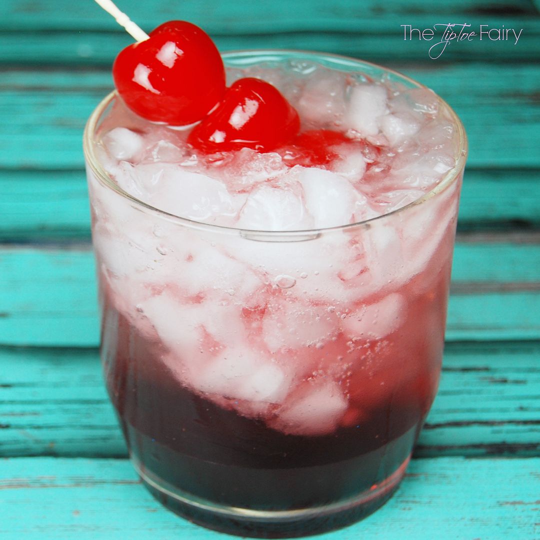 Cherry Bomb Skinny Cocktail - A grown up kinda Shirley Temple drink perfect for Valentine's Day with your sweetie.  With homemade skinny grenadine and limeade vodka! Learn how to make your own Grenadine! It's so easy! | The TipToe Fairy #drinks #cocktails