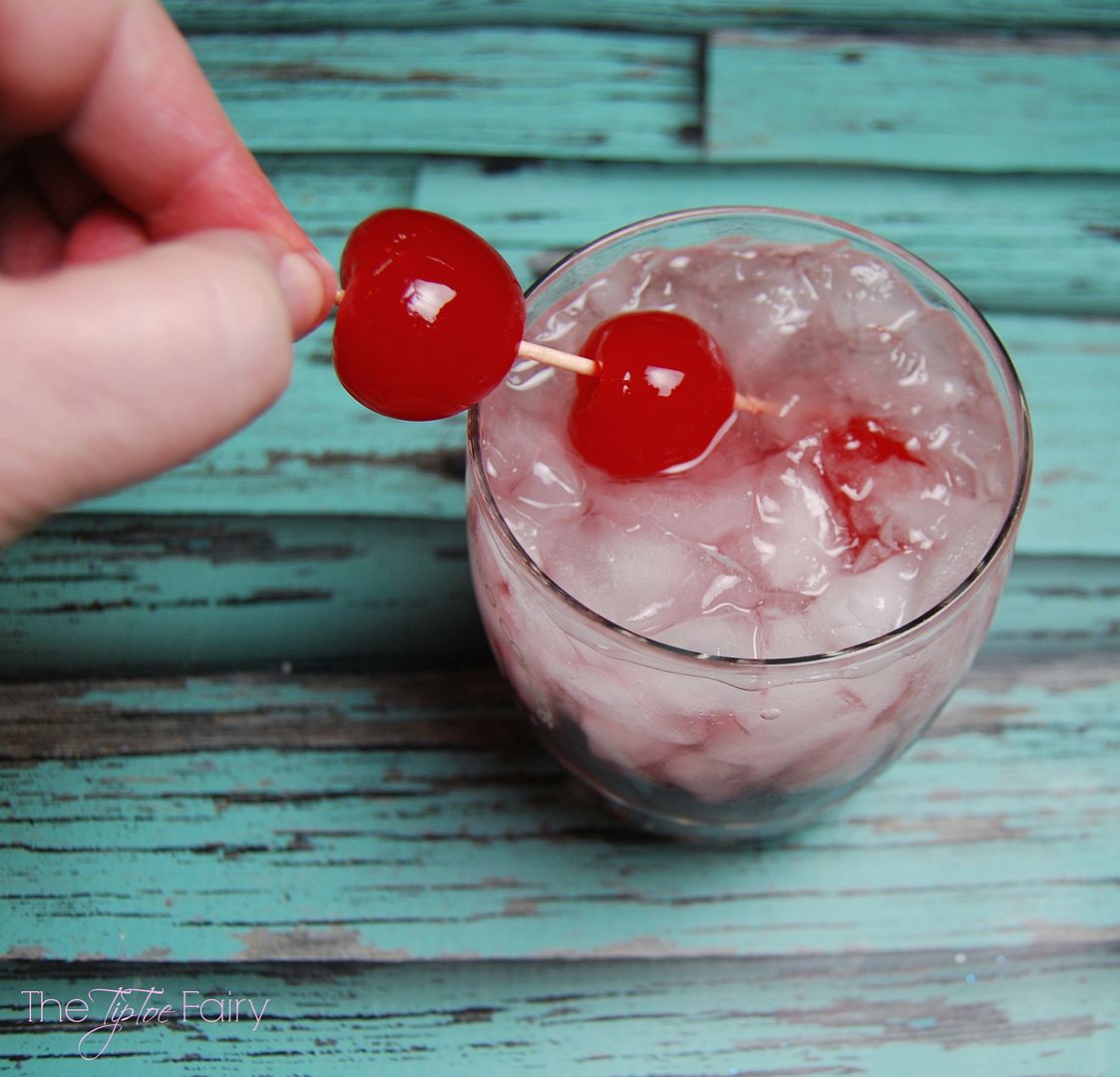 Cherry Bomb Skinny Cocktail - A grown up kinda Shirley Temple drink perfect for Valentine's Day with your sweetie.  With homemade skinny grenadine and limeade vodka! Learn how to make your own Grenadine! It's so easy! | The TipToe Fairy #drinks #cocktails