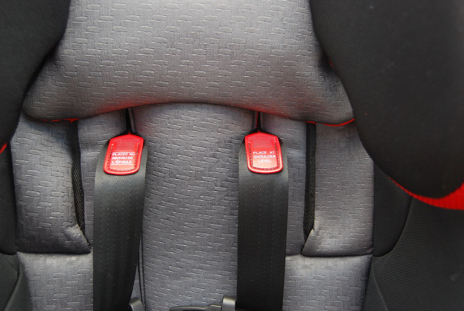 #EvenfloPlatinum Symphony LX Car Seat Review | The TipToe Fairy