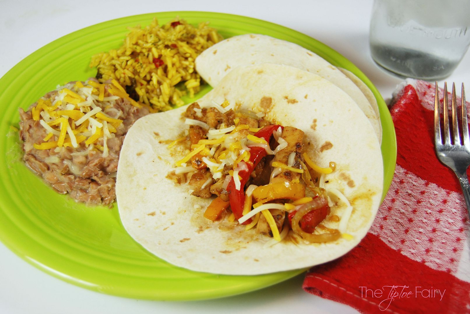 #ad Chicken Fajitas & Homemade Refried Beans | The TipToe Fairy #SummerofGiving #shop #fajitarecipes