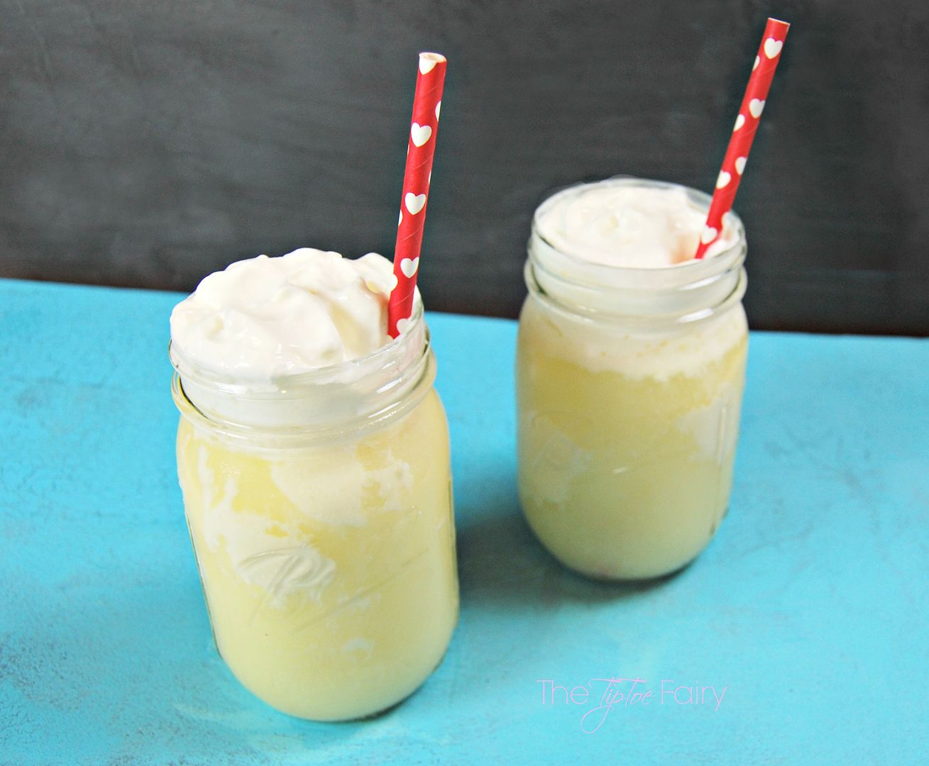 Pineapple French Cream Float | The TipToe Fairy #pineapple #drinkrecipes #icecreamrecipes