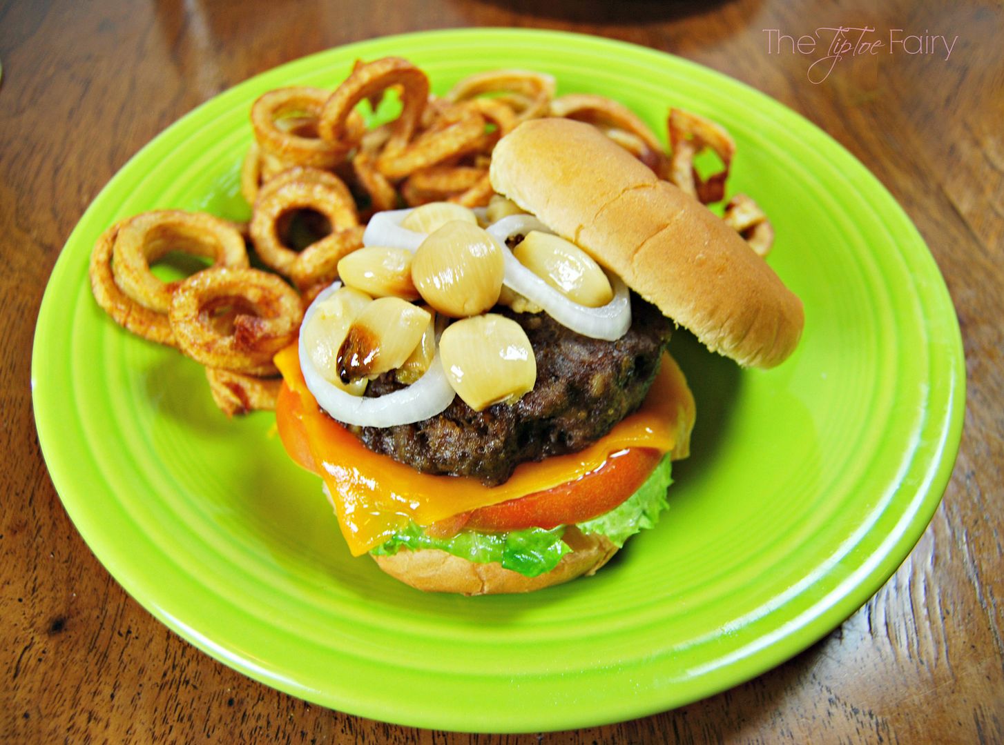 #Burgervention: Hellman's Best EVER Juicy Burger with Roasted Garlic | The TipToe Fairy