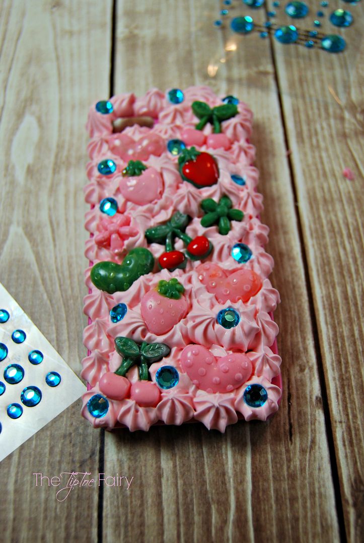 Mod Podge Decoden Cookie Jar & Phone Case Tutorial | The TipToe Fairy #plaidcrafts #modpodge